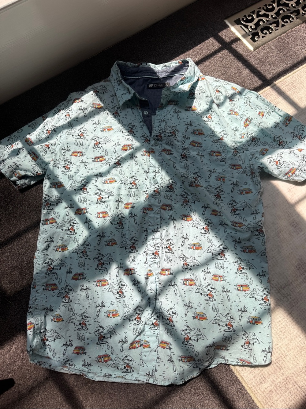 RF Brand MFG Blue Cotton Outdoors Print Short Sleeve Button-Up Shirt